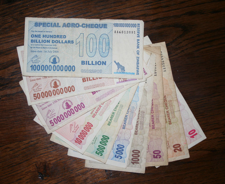 735px-Zimbabwe_Hyperinflation_2008_notes 735px-Zimbabwe_Hyperinflation_2008_notes